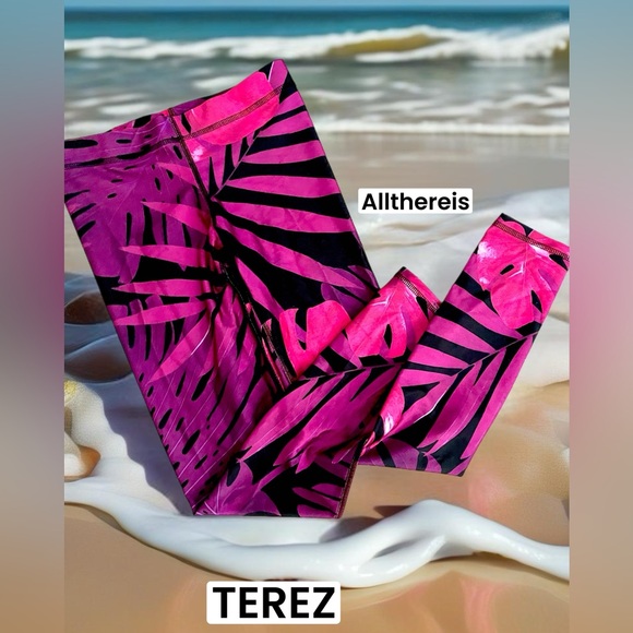 Terez Pants - TEREZ leggings with a striking print 🌴 S